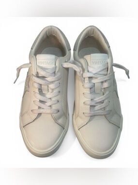 Vintage Havana Mighty White Pearl Low Leather Sneakers Womens Size 8.5 EUC